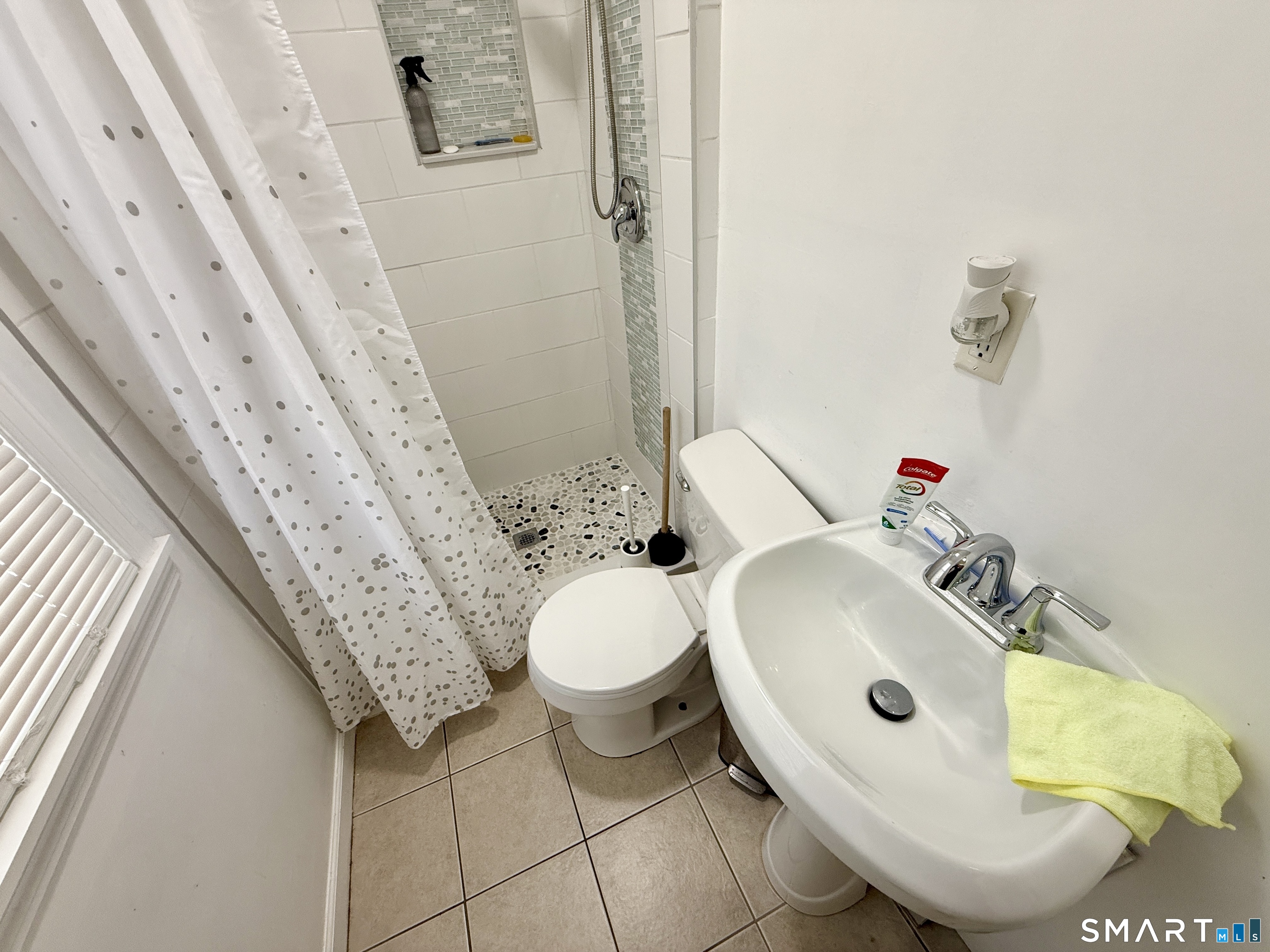 252 Stillman Street Bridgeport CT 06608