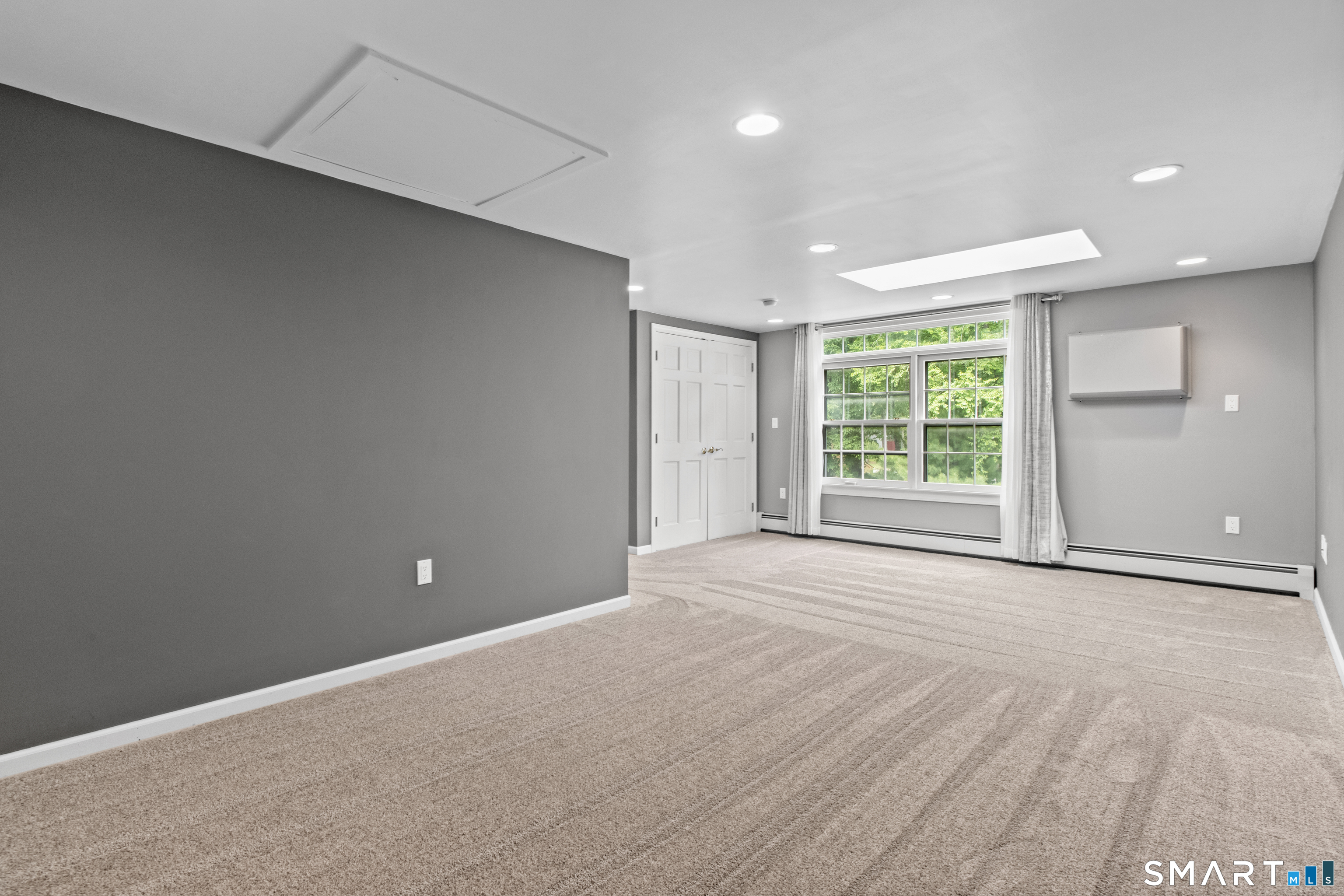 15 Ledgecrest Terrace Manchester CT 06040
