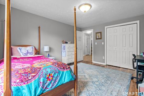 15 Ledgecrest Terrace Manchester CT 06040
