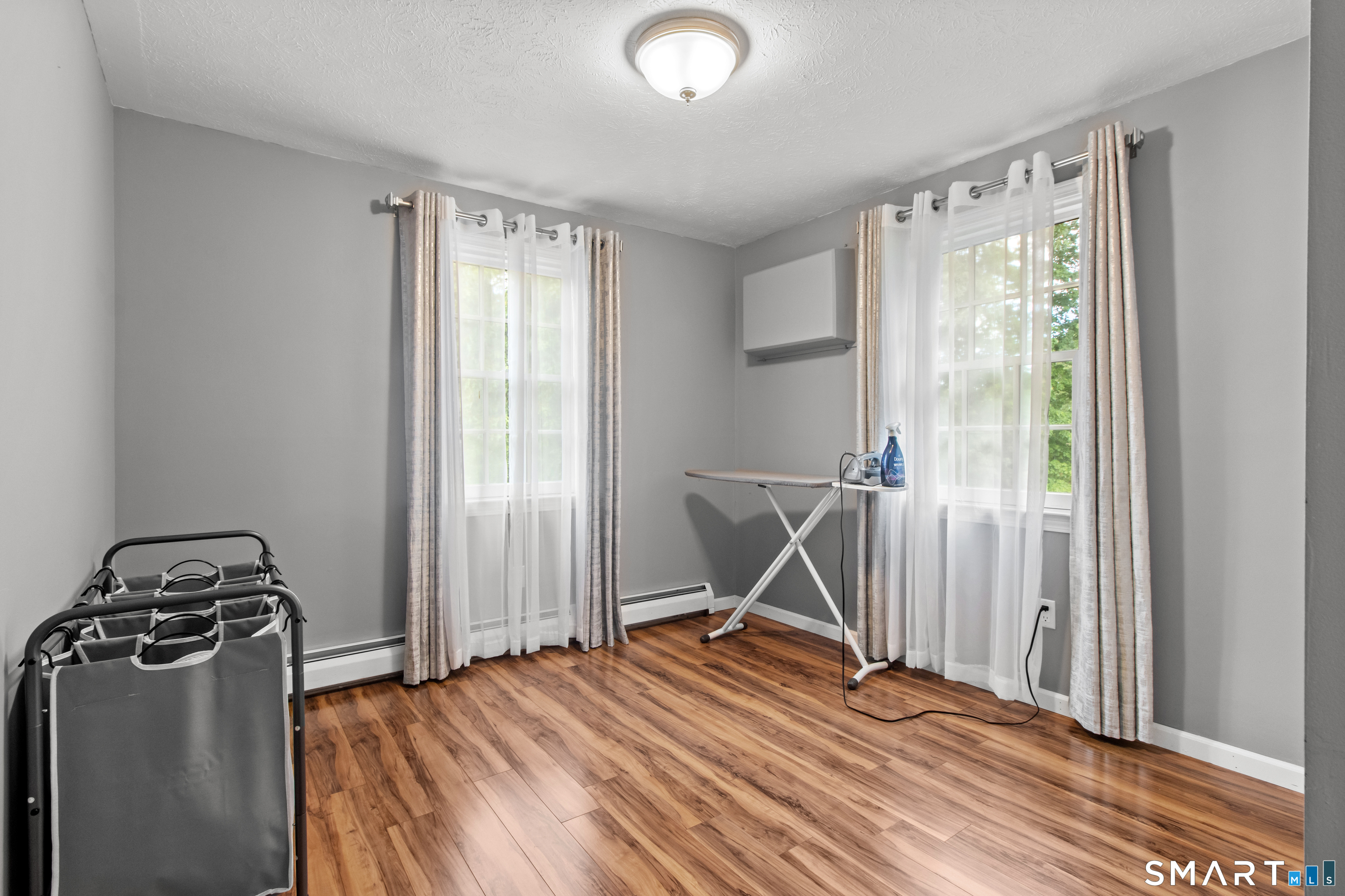 15 Ledgecrest Terrace Manchester CT 06040
