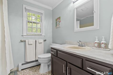 15 Ledgecrest Terrace Manchester CT 06040