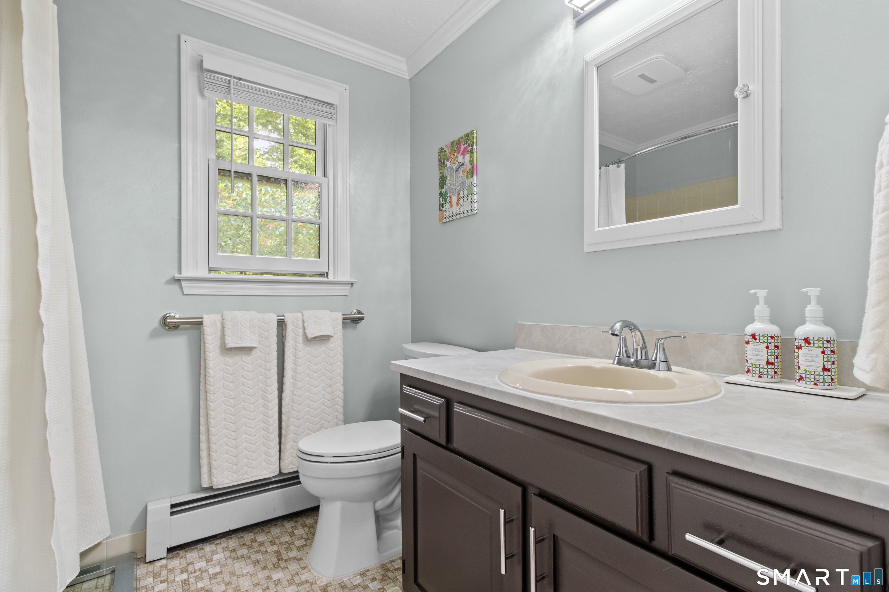 15 Ledgecrest Terrace Manchester CT 06040