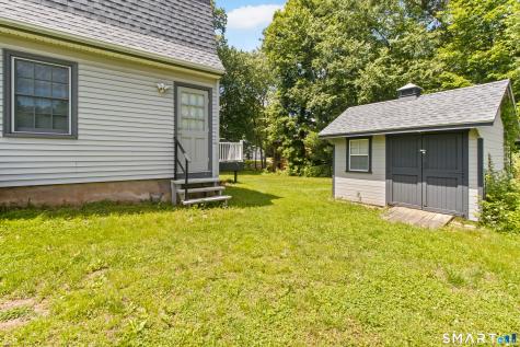 15 Ledgecrest Terrace Manchester CT 06040