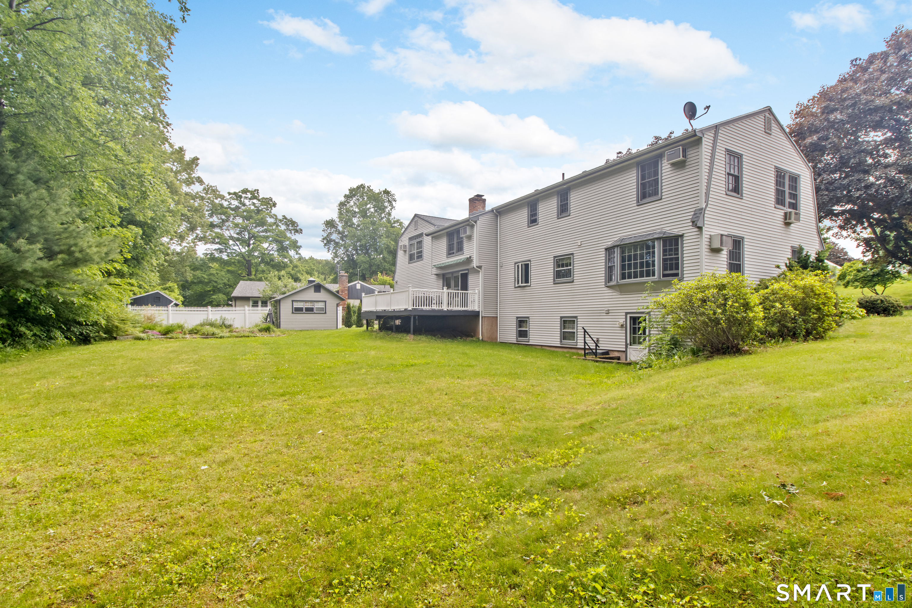 15 Ledgecrest Terrace Manchester CT 06040
