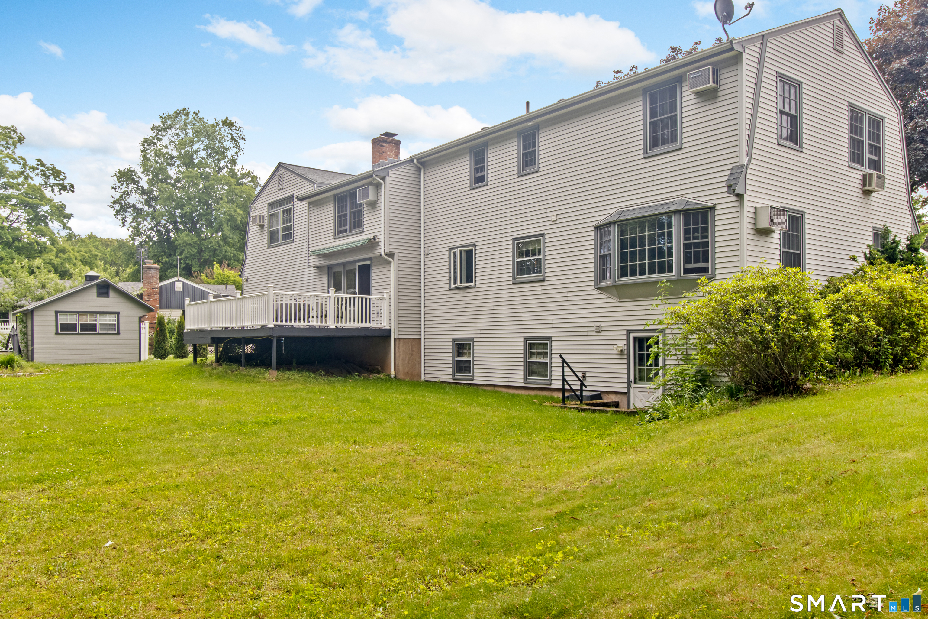 15 Ledgecrest Terrace Manchester CT 06040