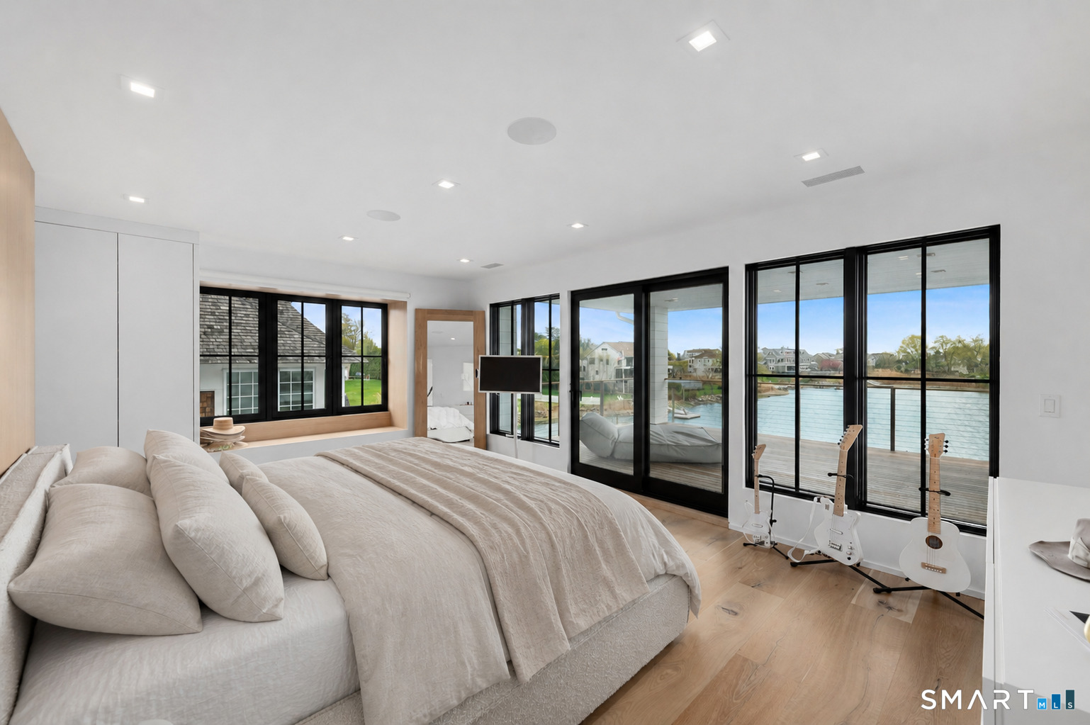 4 Little Cove Lane Greenwich CT 06870