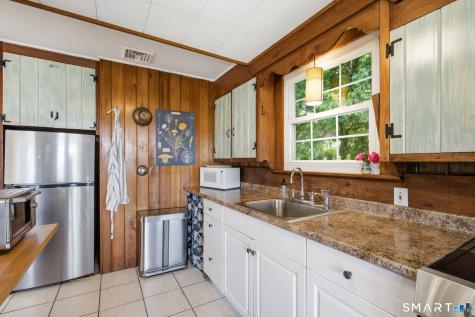 17 Linden Lane Madison CT 06443