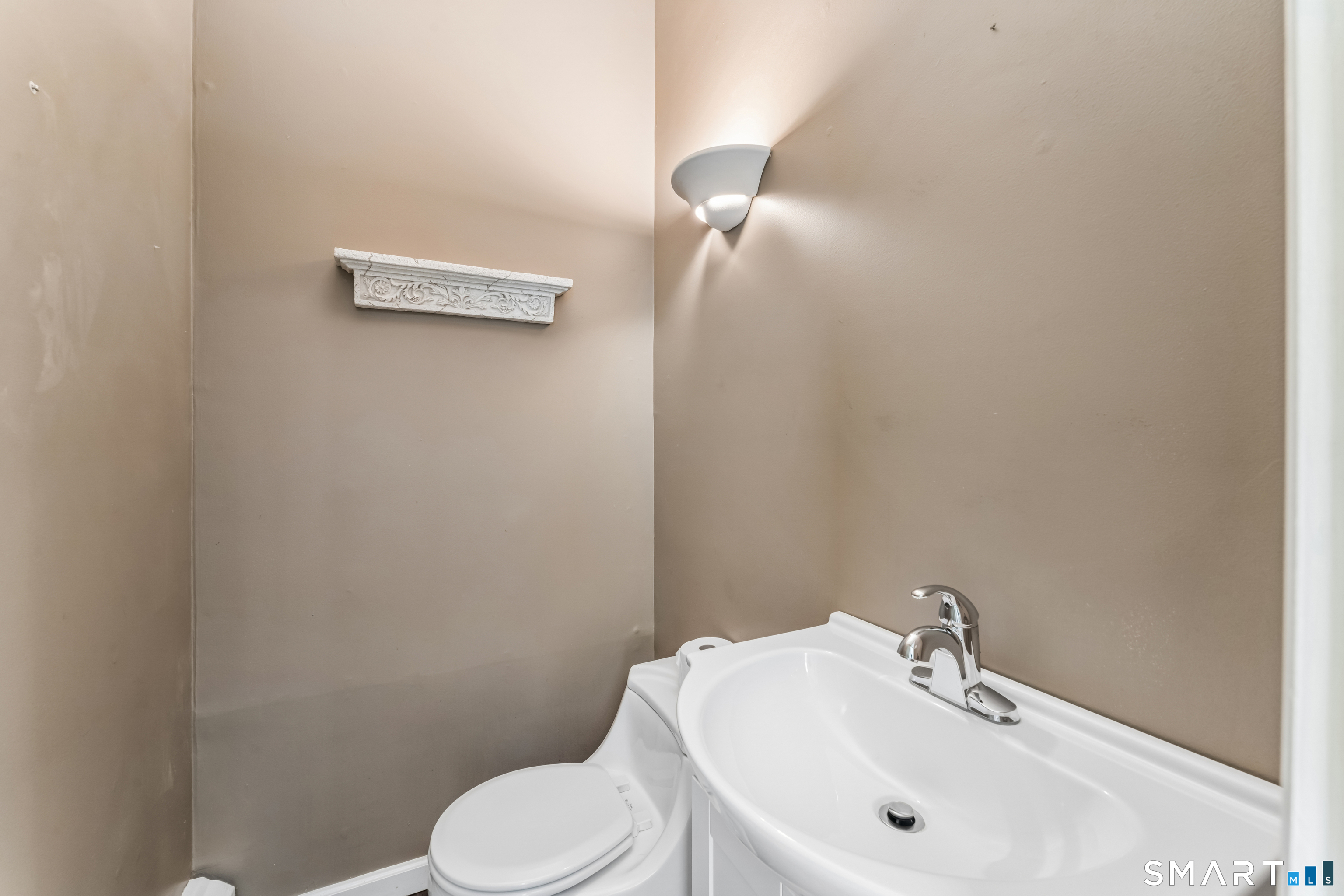 41 Federal Road Shelton CT 06484