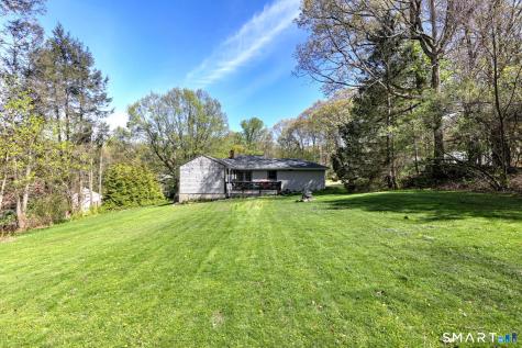 11 Greenwood Drive Monroe CT 06468