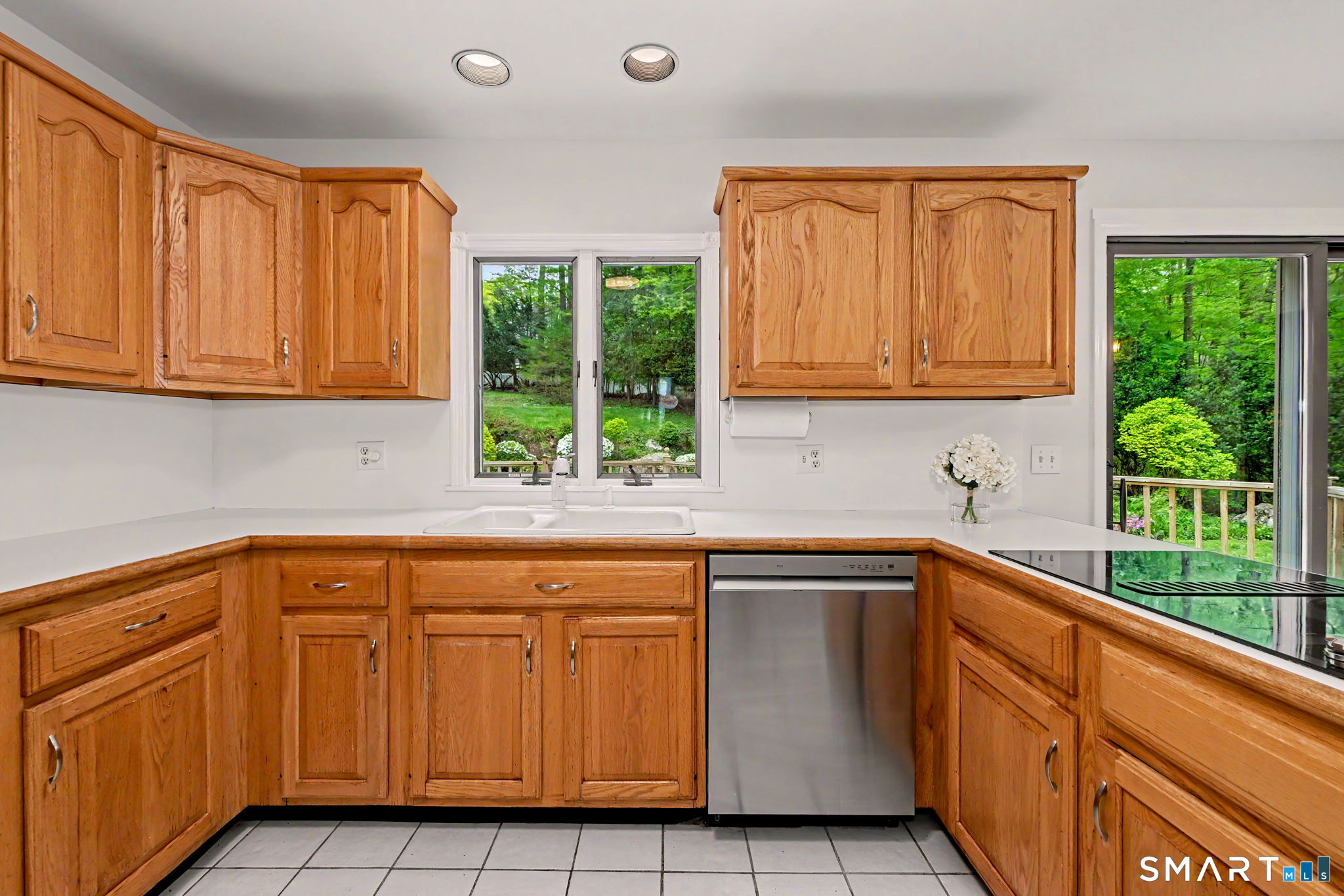 18 Kreiner Lane Norwalk CT 06850