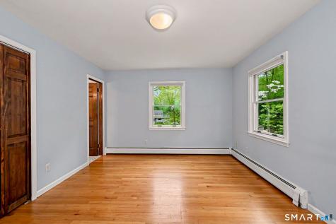 18 Kreiner Lane Norwalk CT 06850