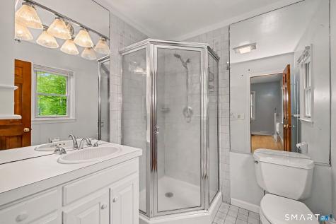 18 Kreiner Lane Norwalk CT 06850