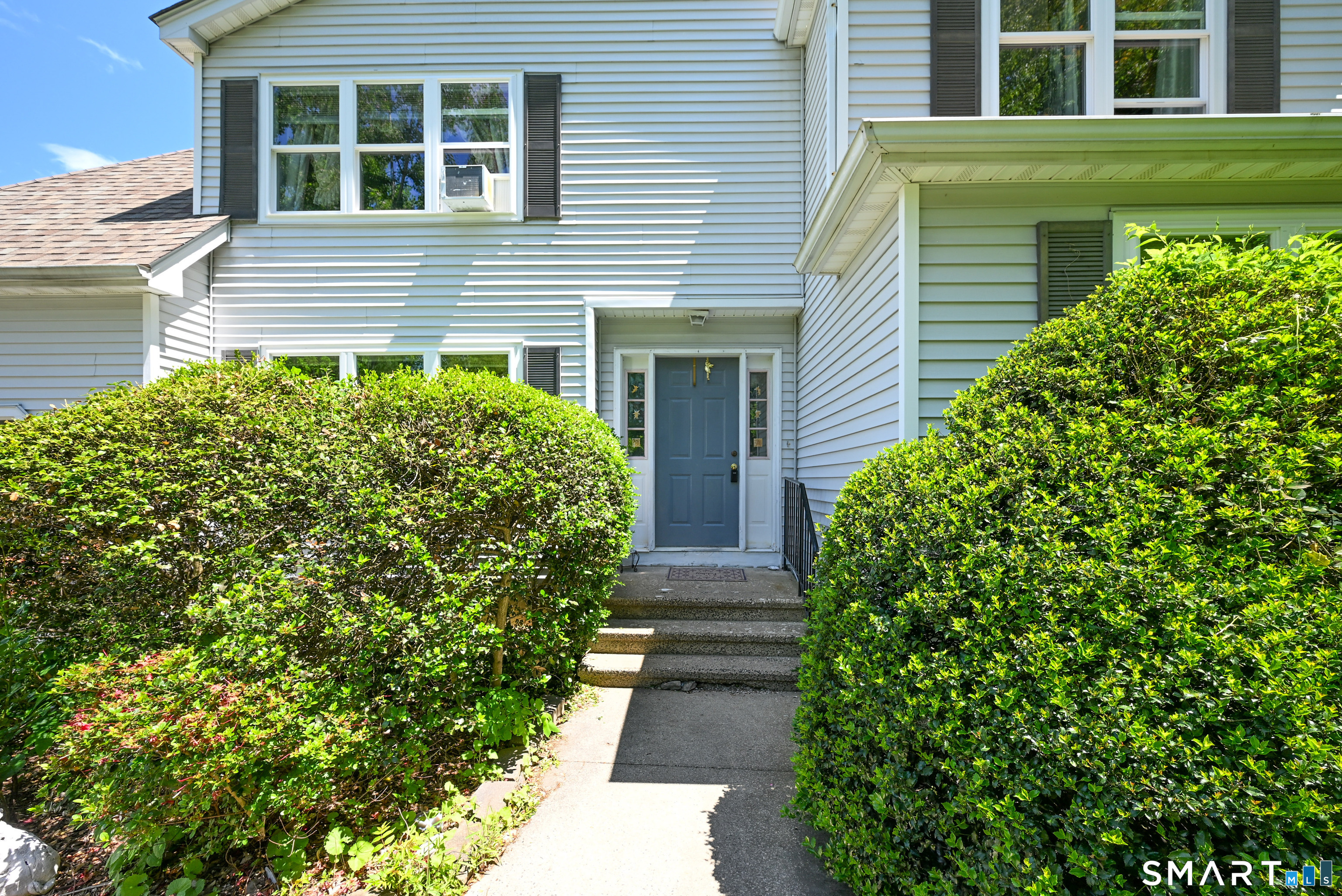 6 Warren Drive Seymour CT 06483