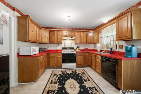 6 Warren Drive Seymour CT 06483