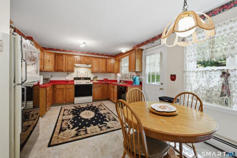 6 Warren Drive Seymour CT 06483