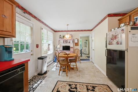 6 Warren Drive Seymour CT 06483