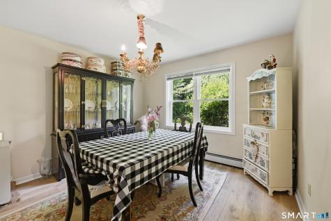 6 Warren Drive Seymour CT 06483