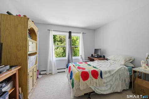 6 Warren Drive Seymour CT 06483
