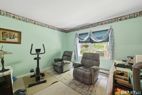 6 Warren Drive Seymour CT 06483