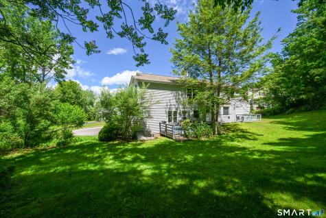 6 Warren Drive Seymour CT 06483