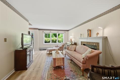 6 Warren Drive Seymour CT 06483
