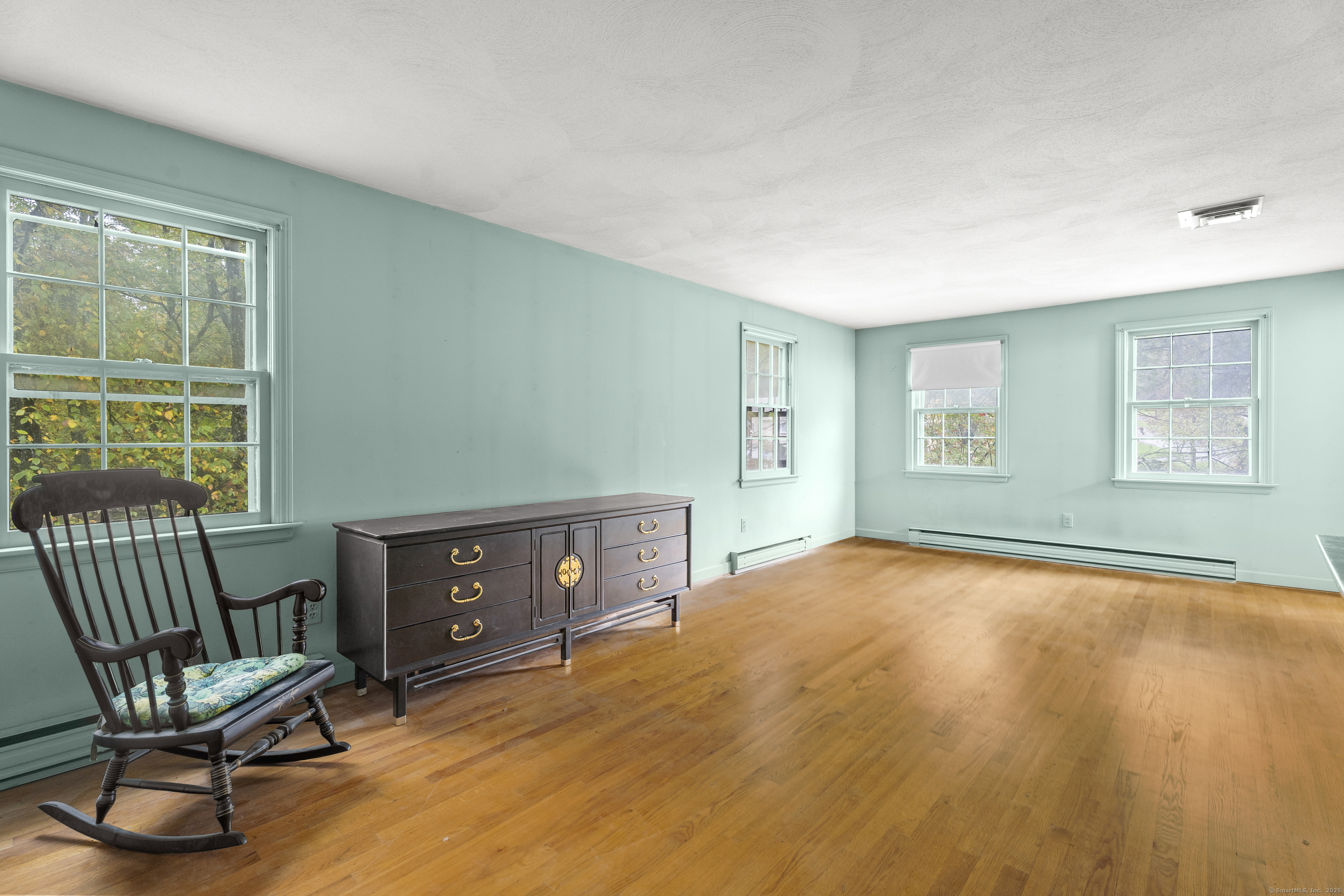 8 Roberts Road Bloomfield CT 06002