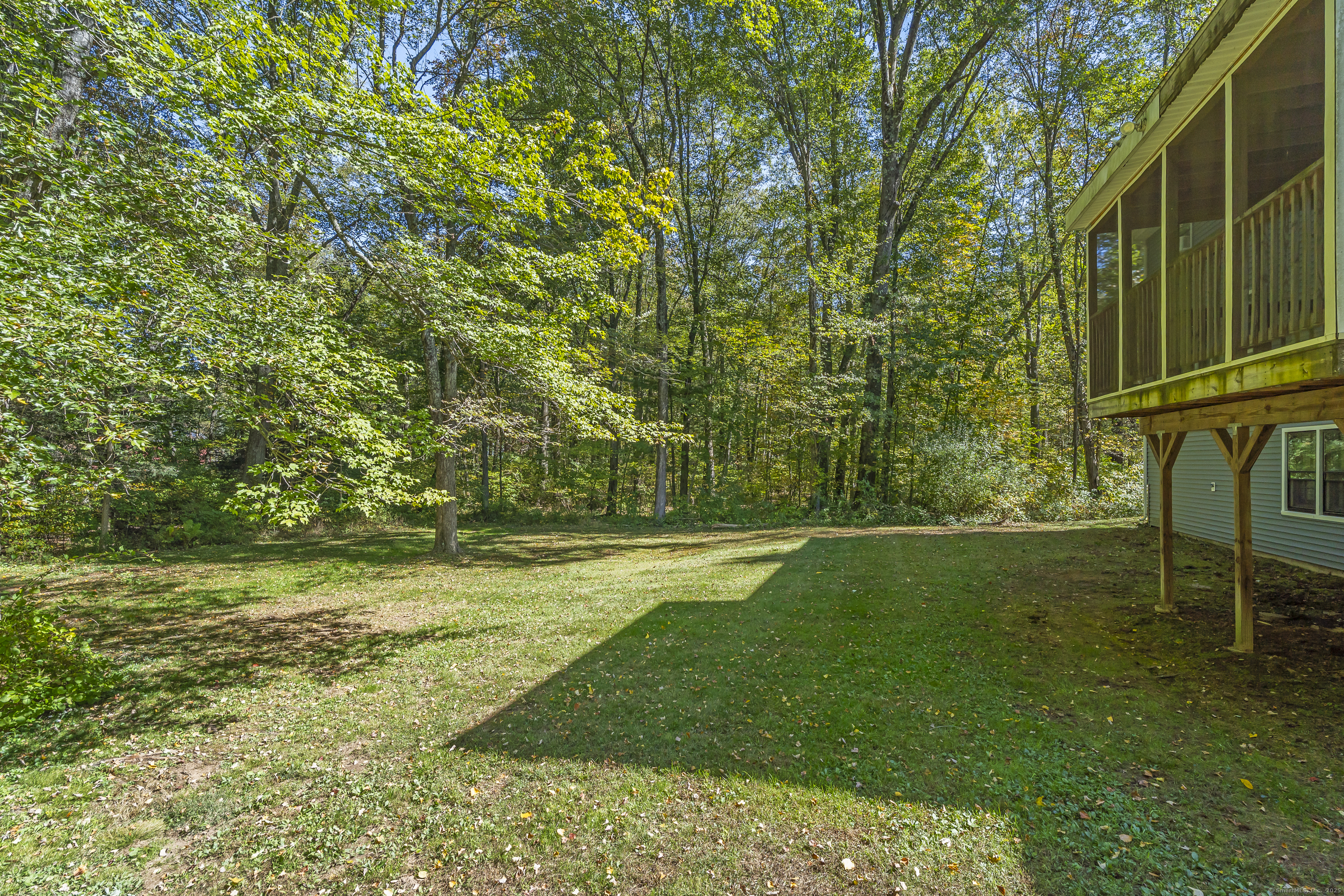 8 Roberts Road Bloomfield CT 06002