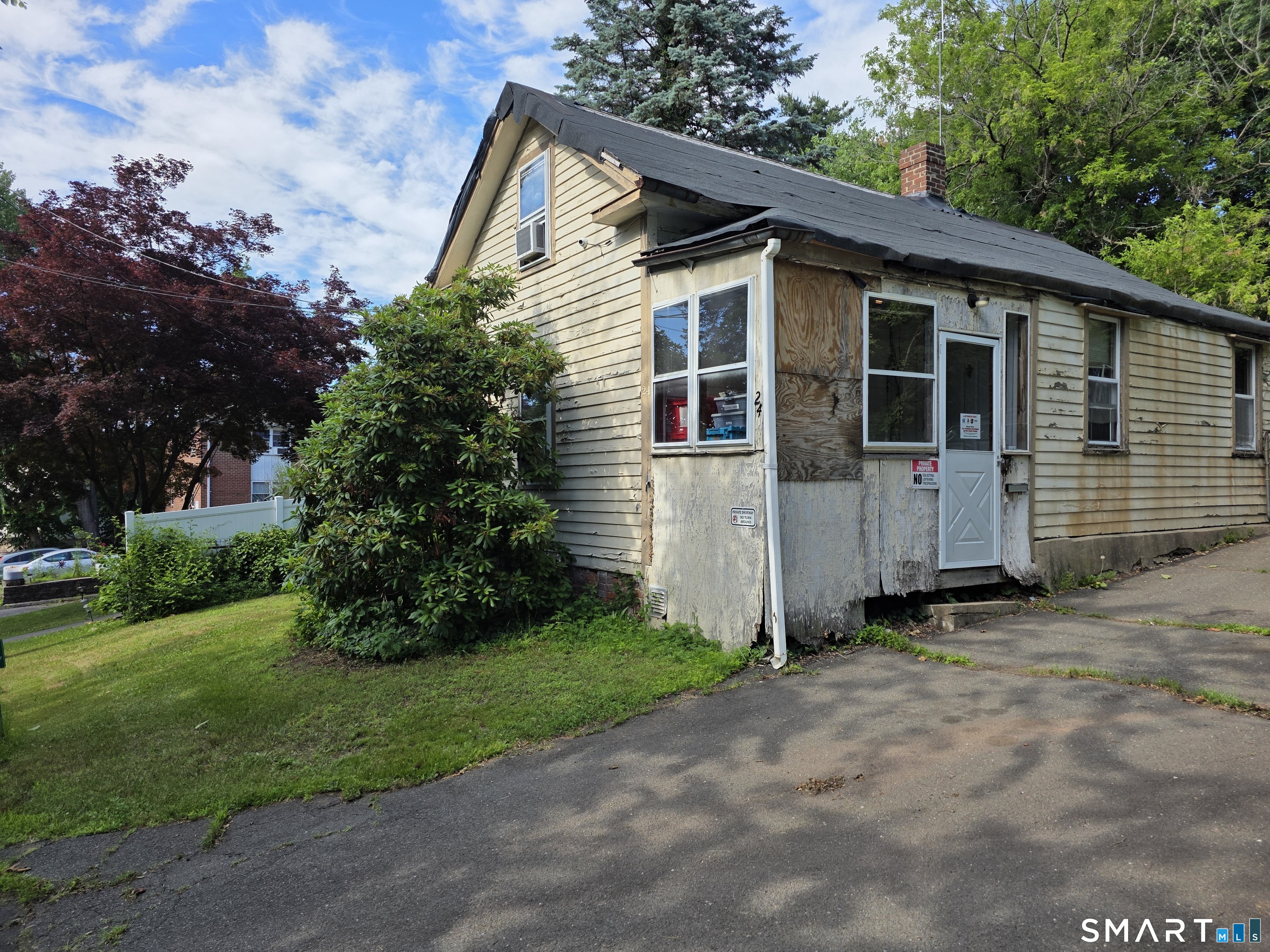 24 Lasalle Court New Britain CT 06051