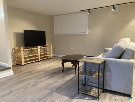 20 East Lane New Fairfield CT 06812