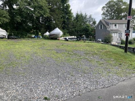 20 East Lane New Fairfield CT 06812