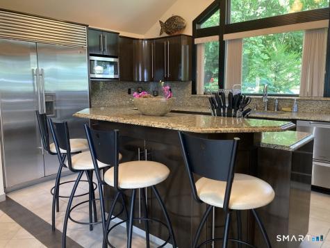 20 East Lane New Fairfield CT 06812