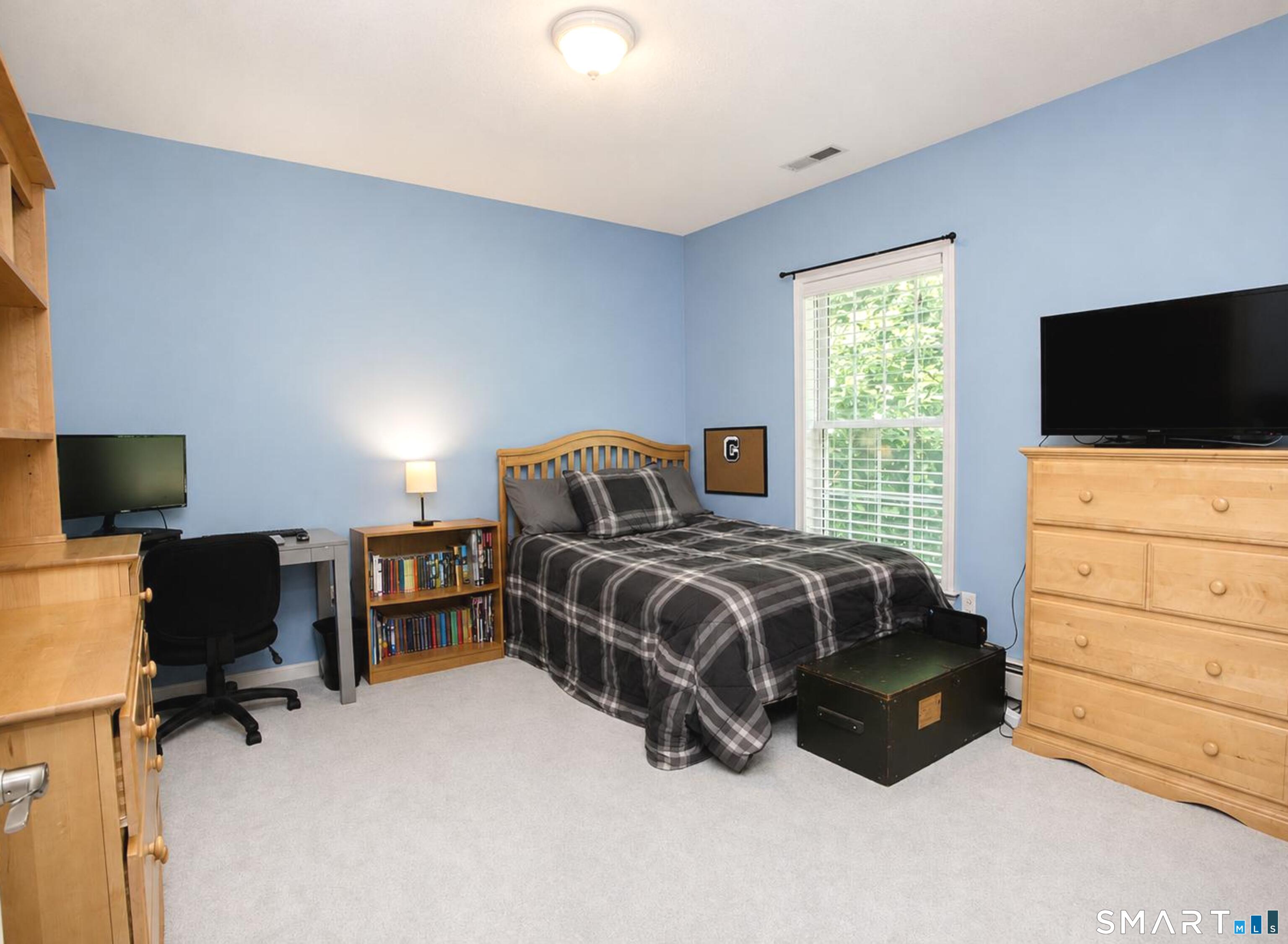 4 Rockledge Lane Canton CT 06019