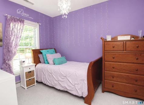 4 Rockledge Lane Canton CT 06019
