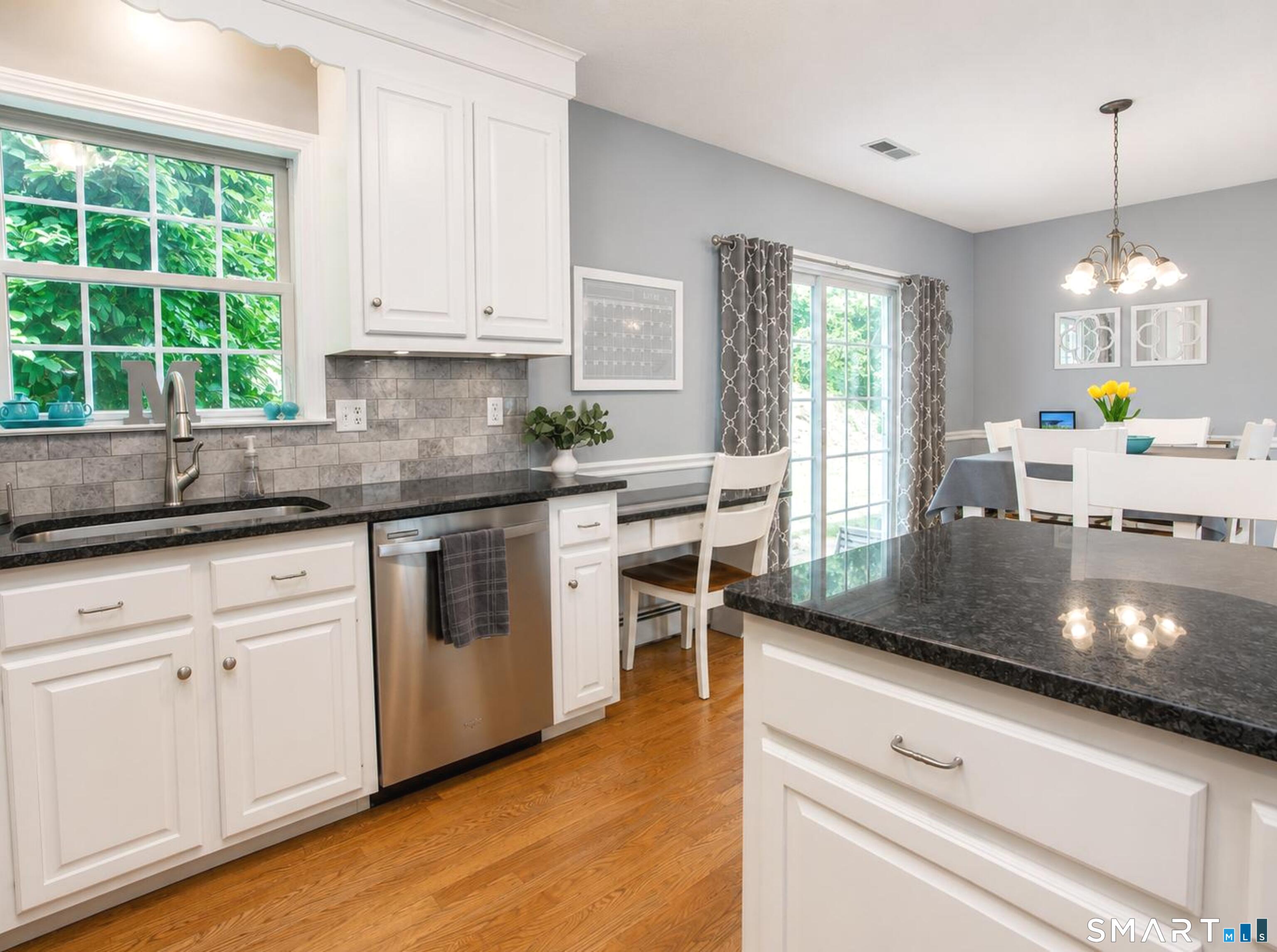 4 Rockledge Lane Canton CT 06019