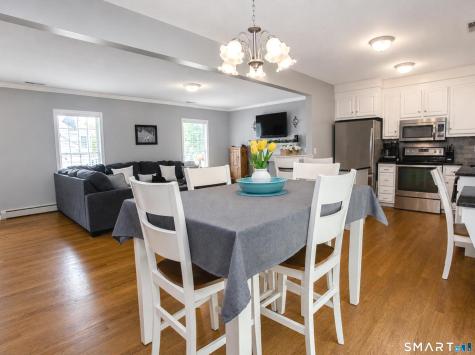 4 Rockledge Lane Canton CT 06019