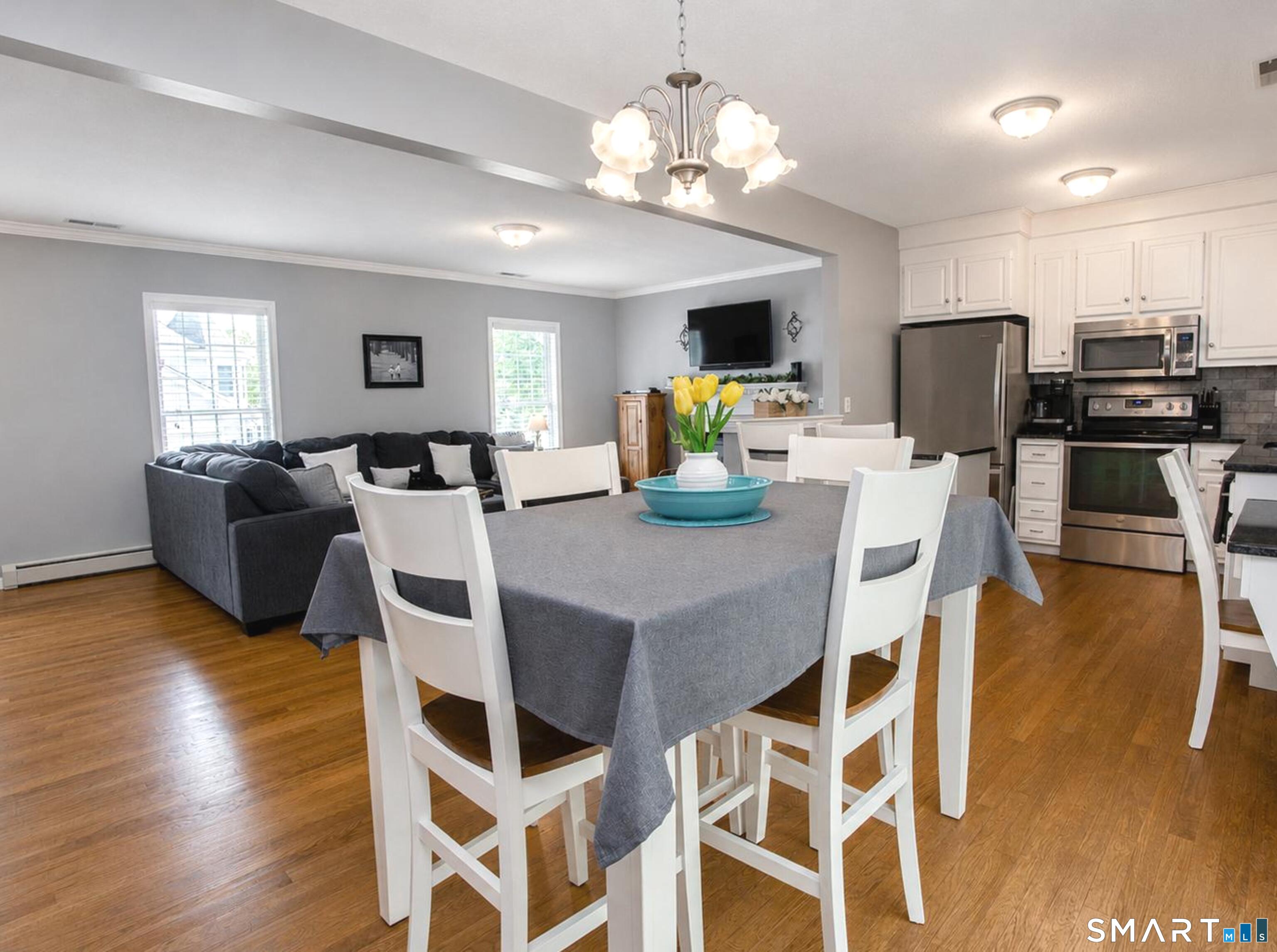 4 Rockledge Lane Canton CT 06019