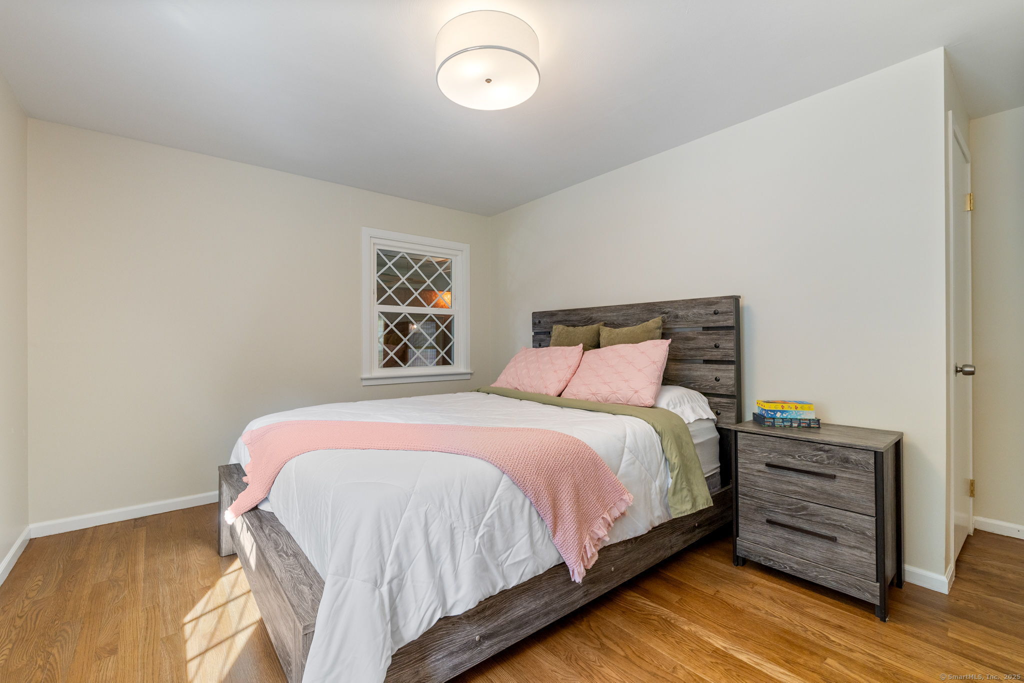 18 Winding Lane Enfield CT 06082