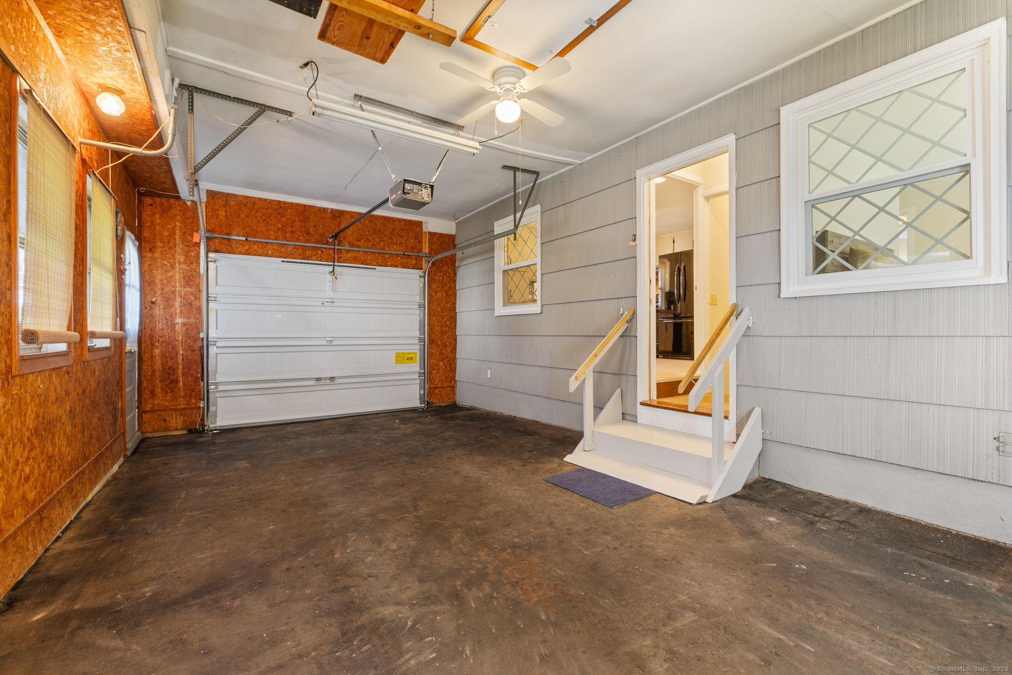 18 Winding Lane Enfield CT 06082