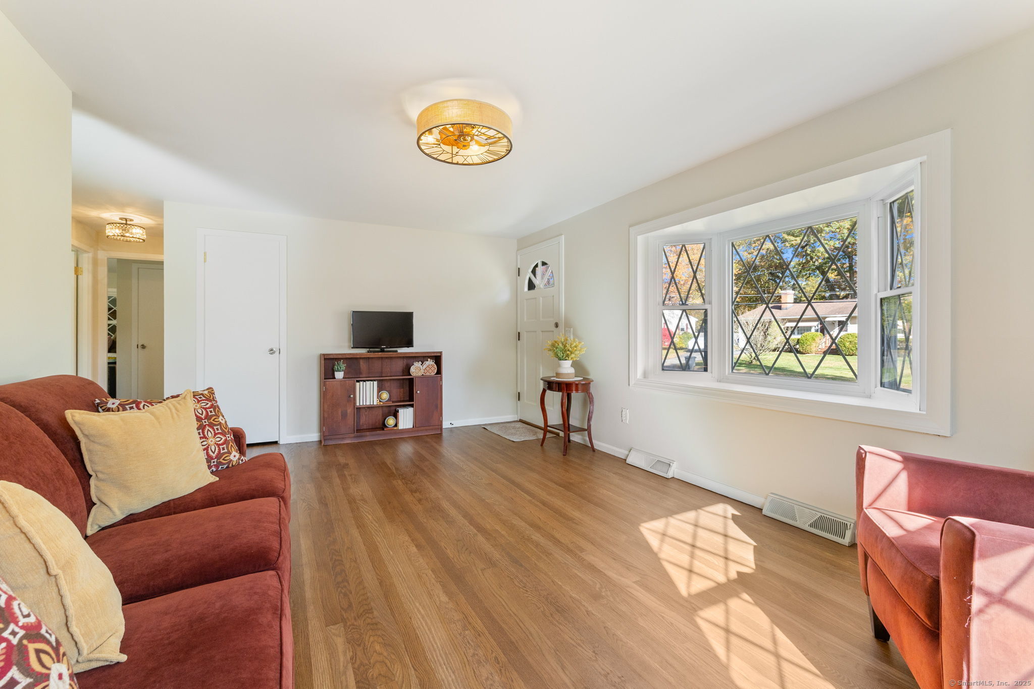 18 Winding Lane Enfield CT 06082