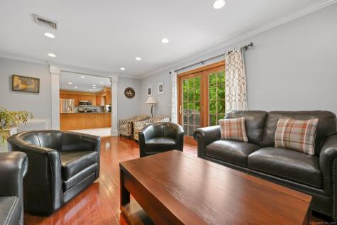 8 Austin Drive New Fairfield CT 06812