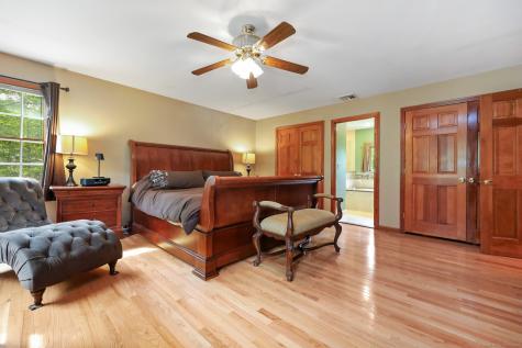 8 Austin Drive New Fairfield CT 06812