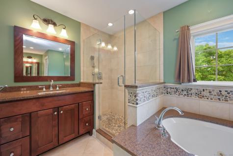 8 Austin Drive New Fairfield CT 06812