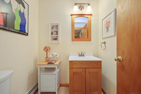 8 Austin Drive New Fairfield CT 06812