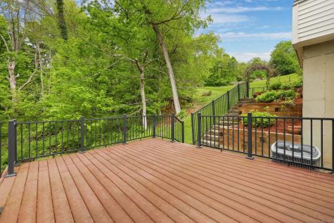 8 Austin Drive New Fairfield CT 06812
