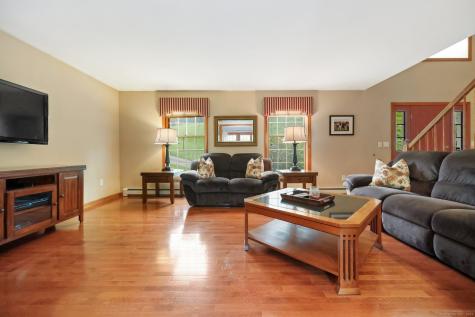 8 Austin Drive New Fairfield CT 06812