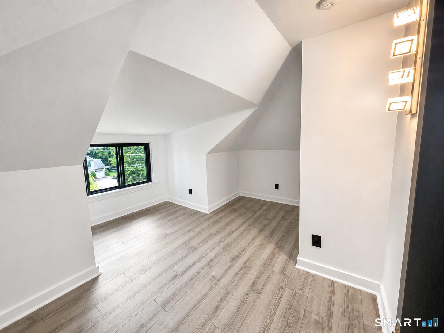 5167 Main Street Trumbull CT 06611