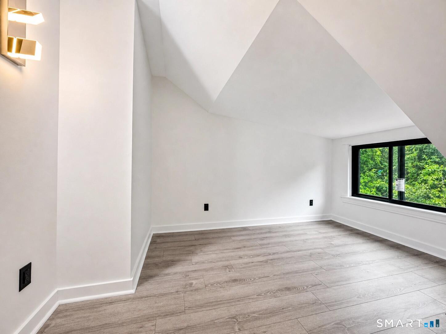 5167 Main Street Trumbull CT 06611
