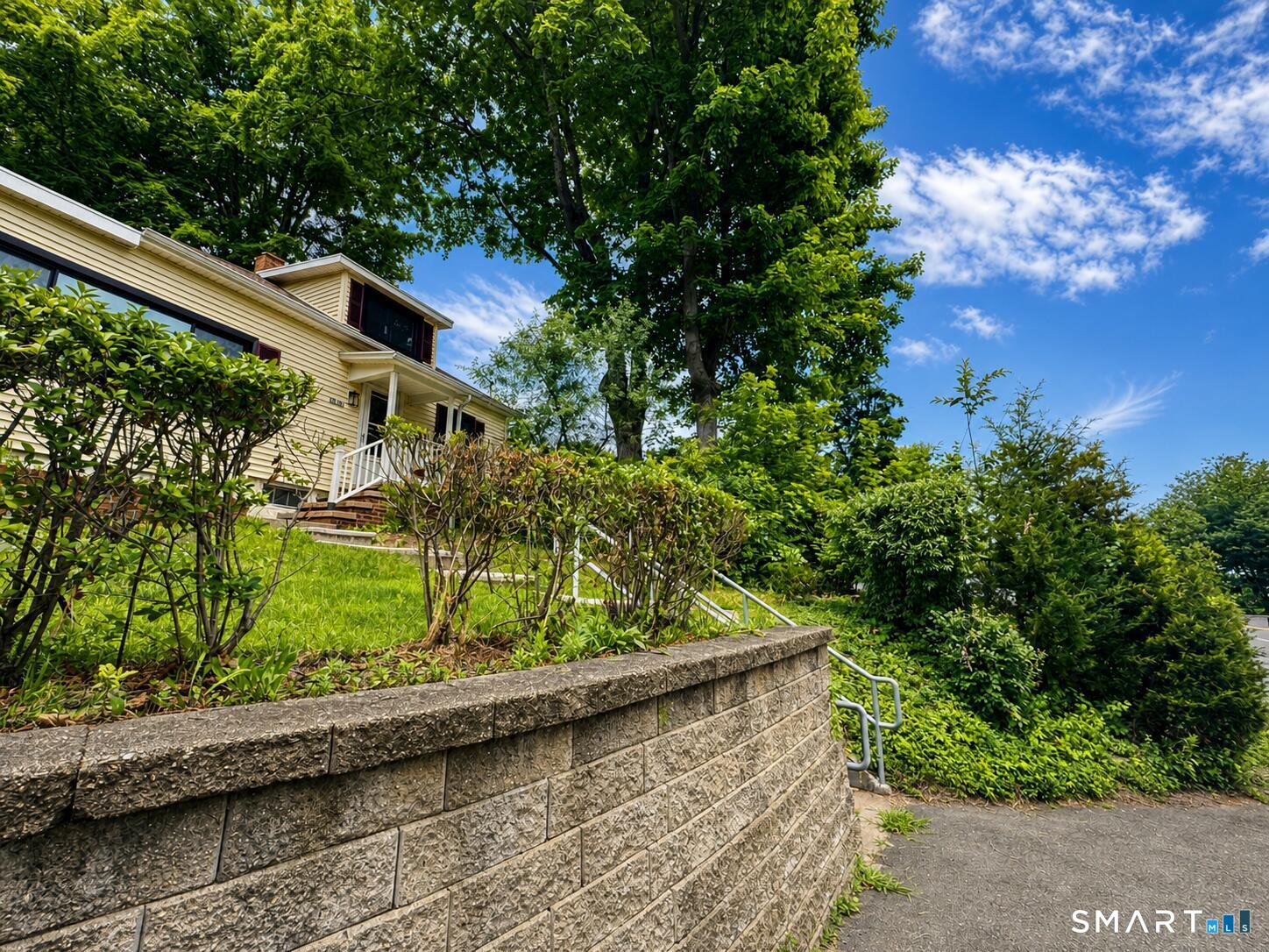 5167 Main Street Trumbull CT 06611
