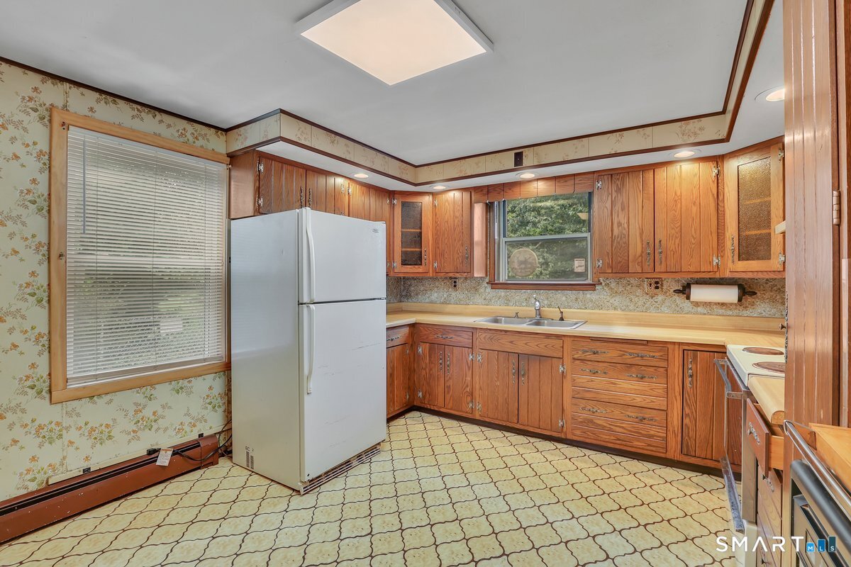 66 Cricket Drive Meriden CT 06450