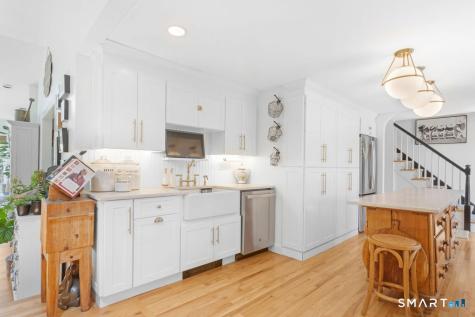 242 Neck Road Madison CT 06443